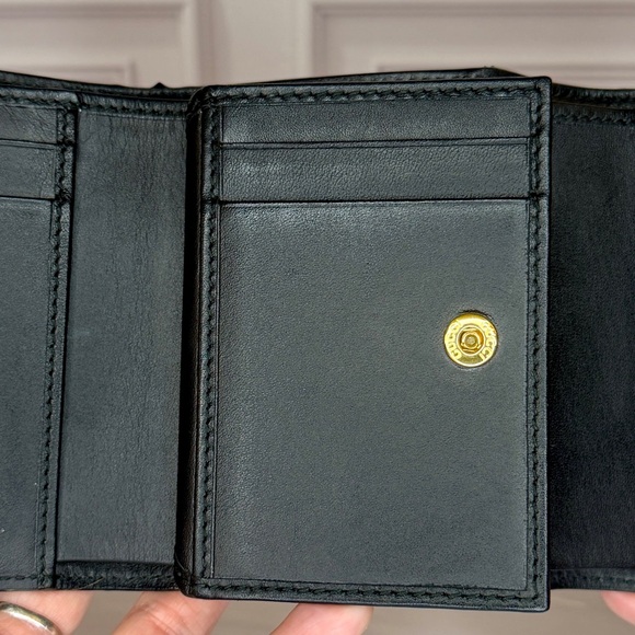 Gucci Sylvie Compact Trifold Wallet Black Leather | Sherry Line - Picture 5 of 8